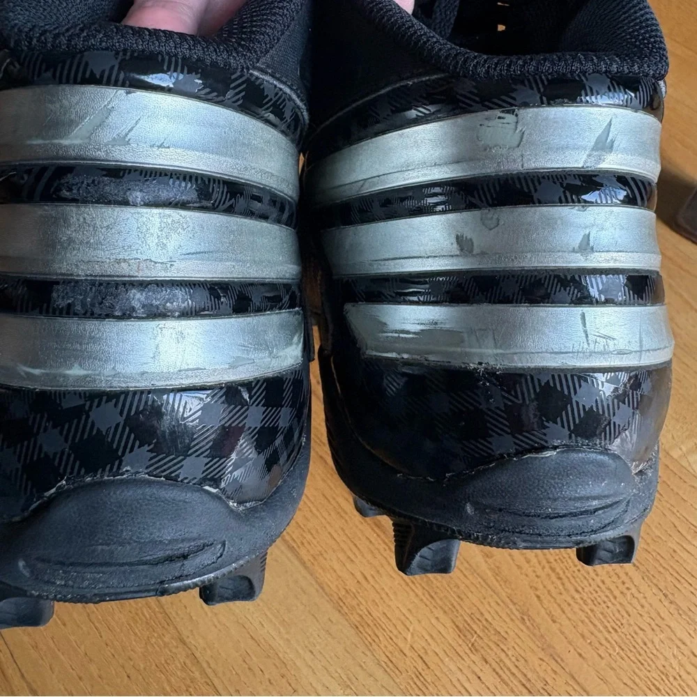 Adidas Mens Football Cleats Freak MD Lace Up Black Silver Spikes Shoes Size 10